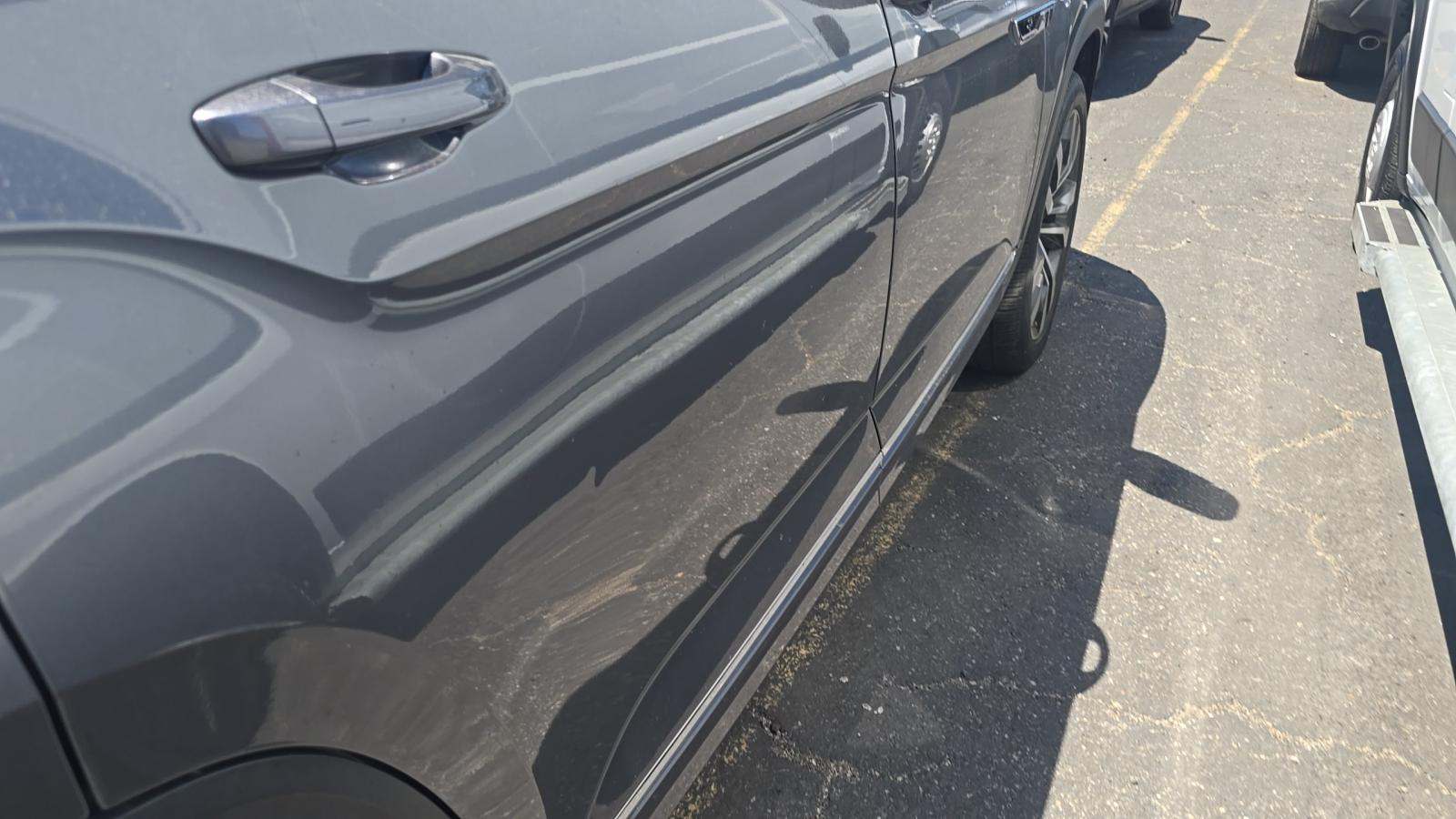 2023 Volkswagen Atlas 3.6L SEL Premium R-Line AWD