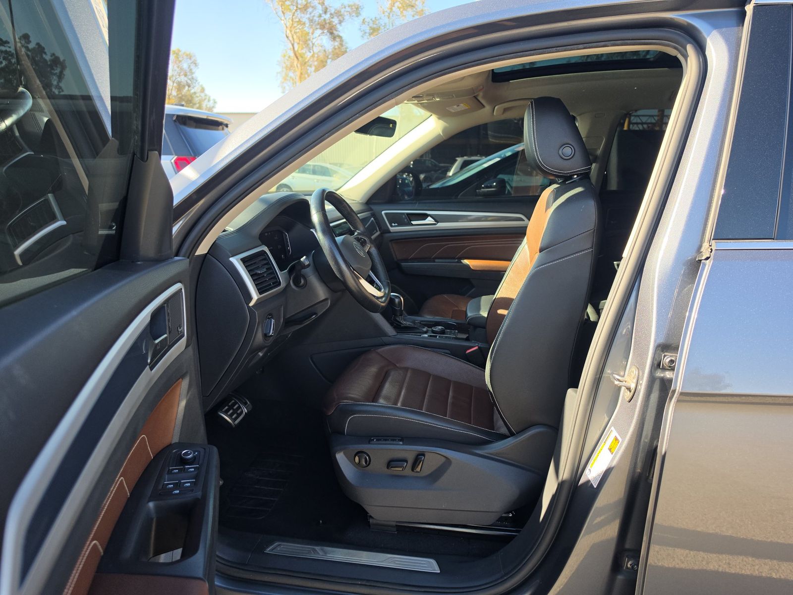 2023 Volkswagen Atlas 3.6L SEL Premium R-Line AWD