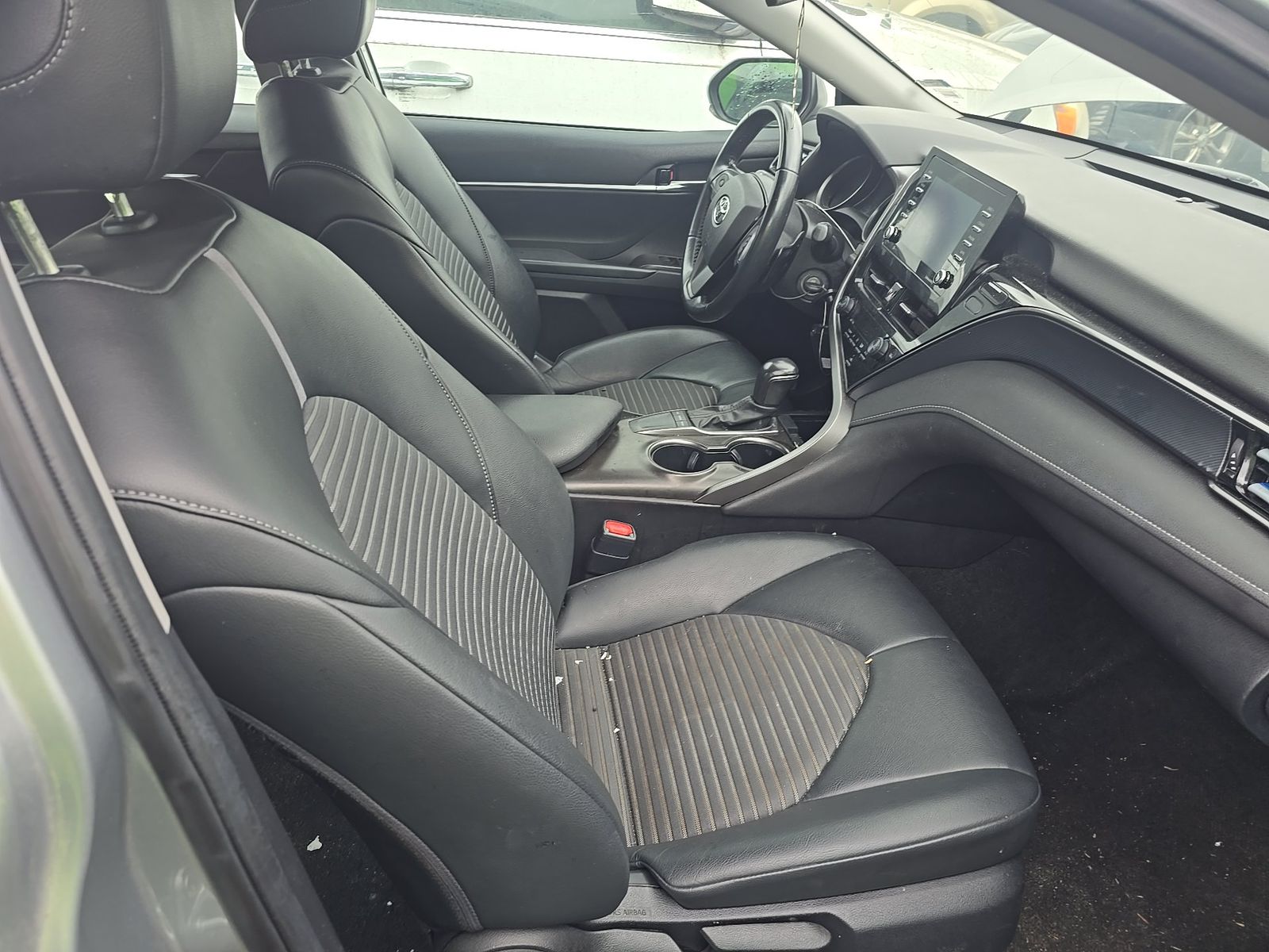 2022 Toyota Camry SE FWD