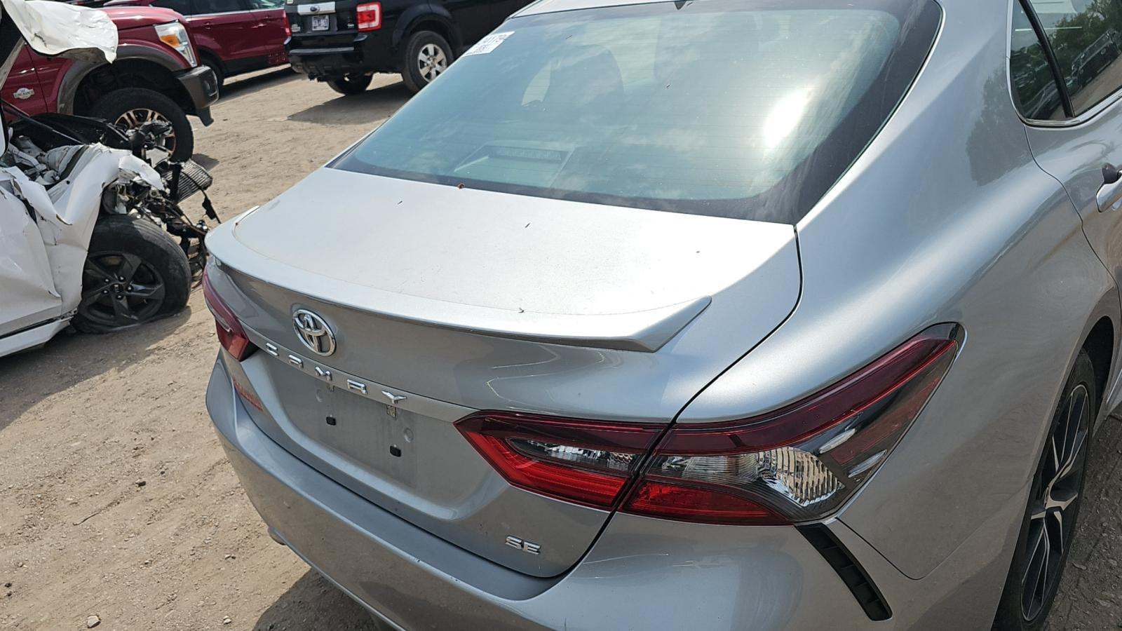 2022 Toyota Camry SE FWD