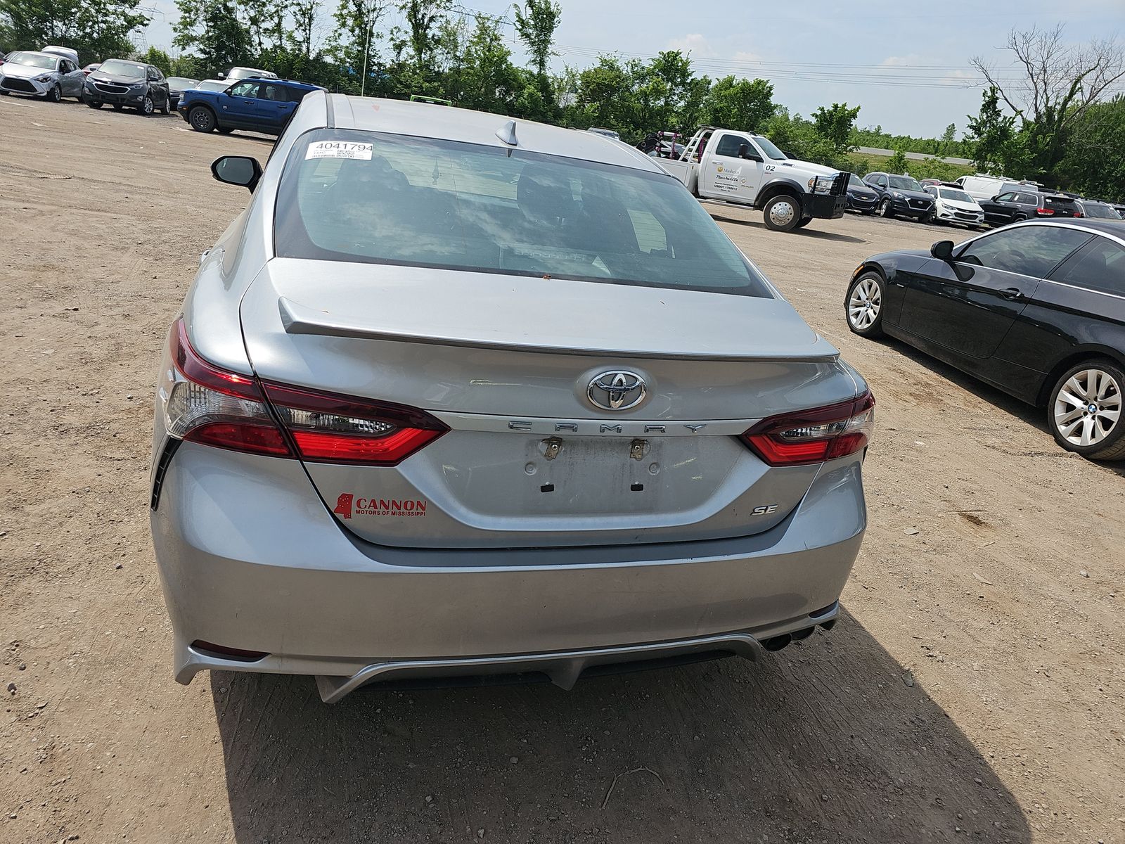 2022 Toyota Camry SE FWD