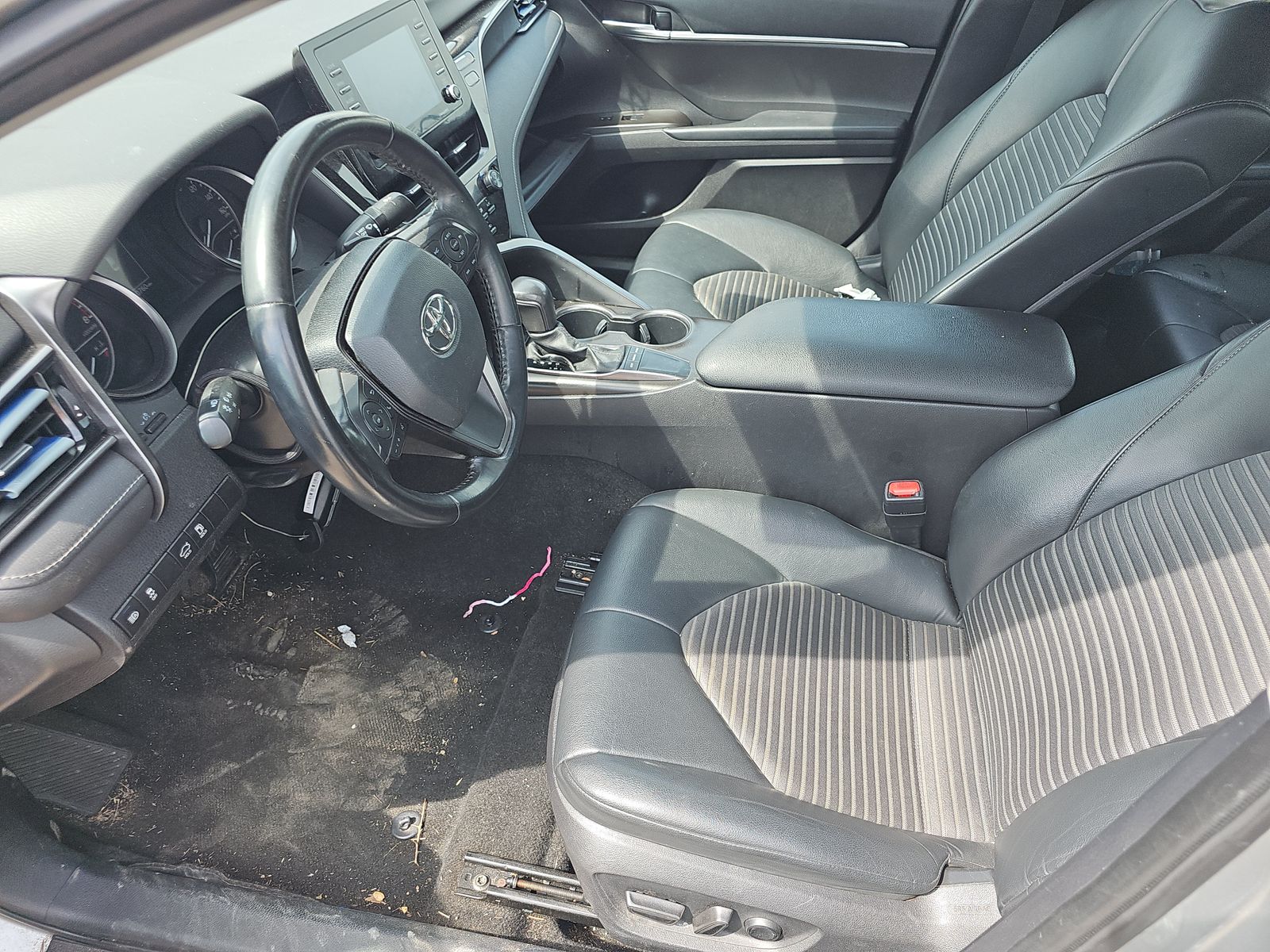 2022 Toyota Camry SE FWD