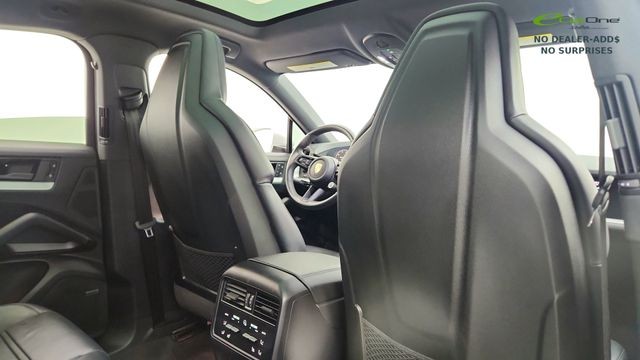 2024 Porsche Cayenne Base AWD