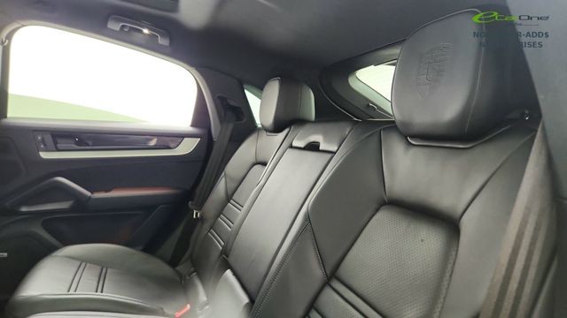2024 Porsche Cayenne Base AWD