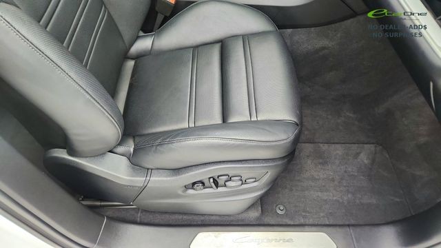 2024 Porsche Cayenne Base AWD