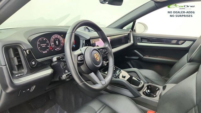 2024 Porsche Cayenne Base AWD
