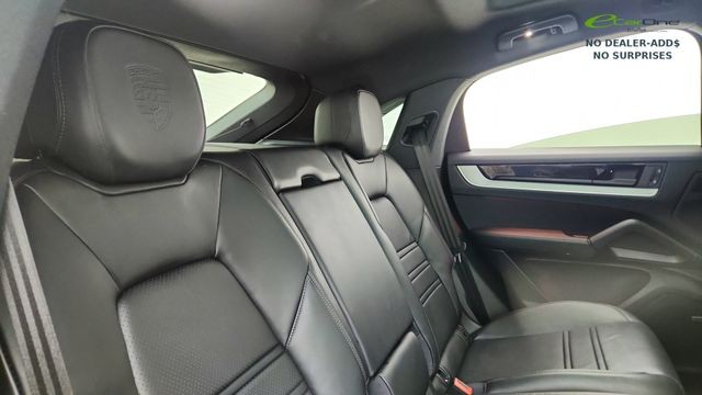 2024 Porsche Cayenne Base AWD