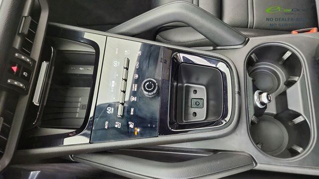 2024 Porsche Cayenne Base AWD