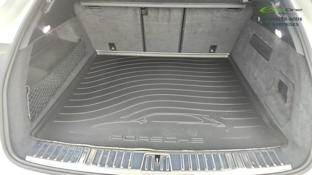 2024 Porsche Cayenne Base AWD