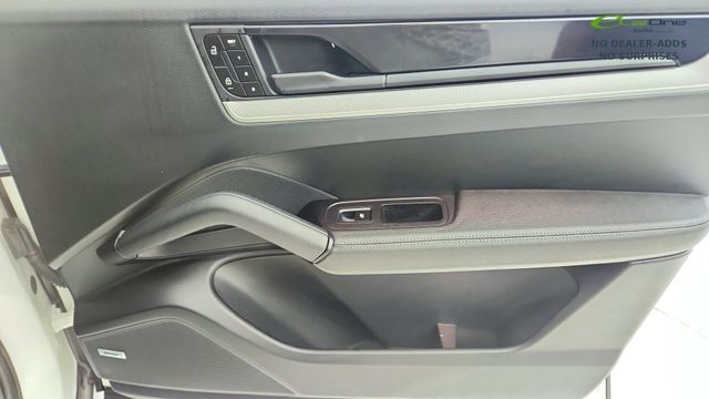 2024 Porsche Cayenne Base AWD