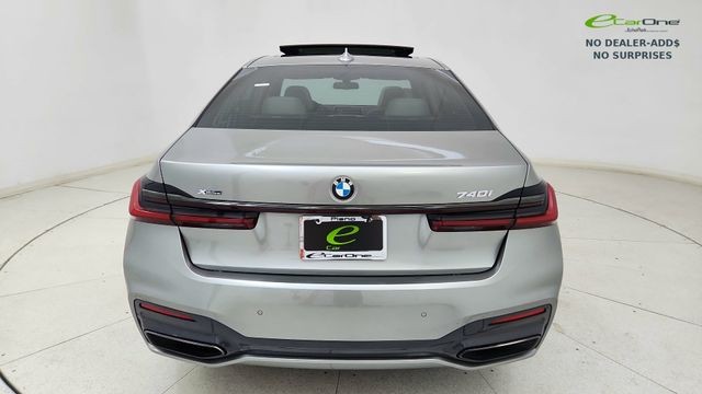 2022 BMW 7 Series 740i xDrive AWD