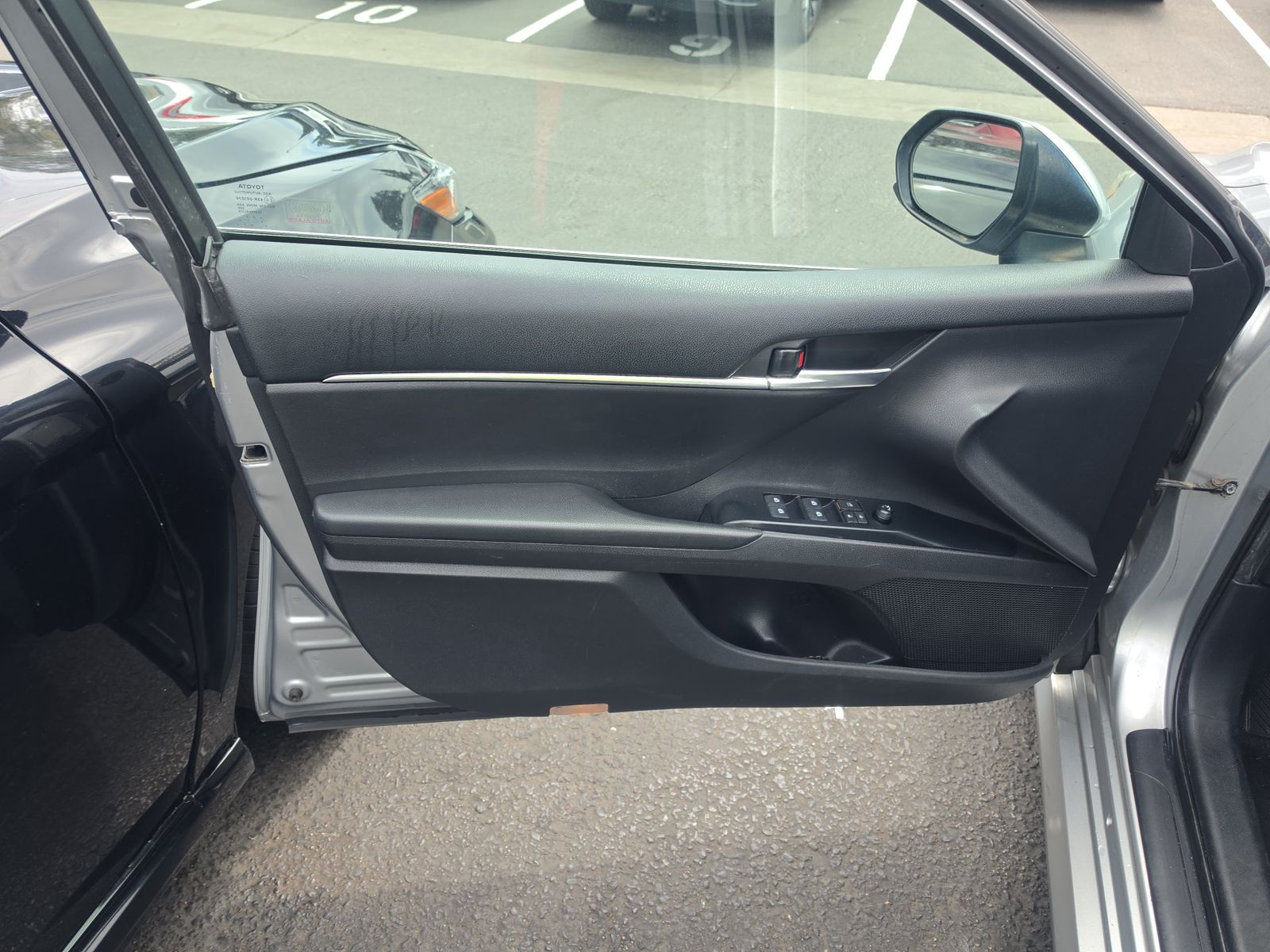 2018 Toyota Camry LE FWD