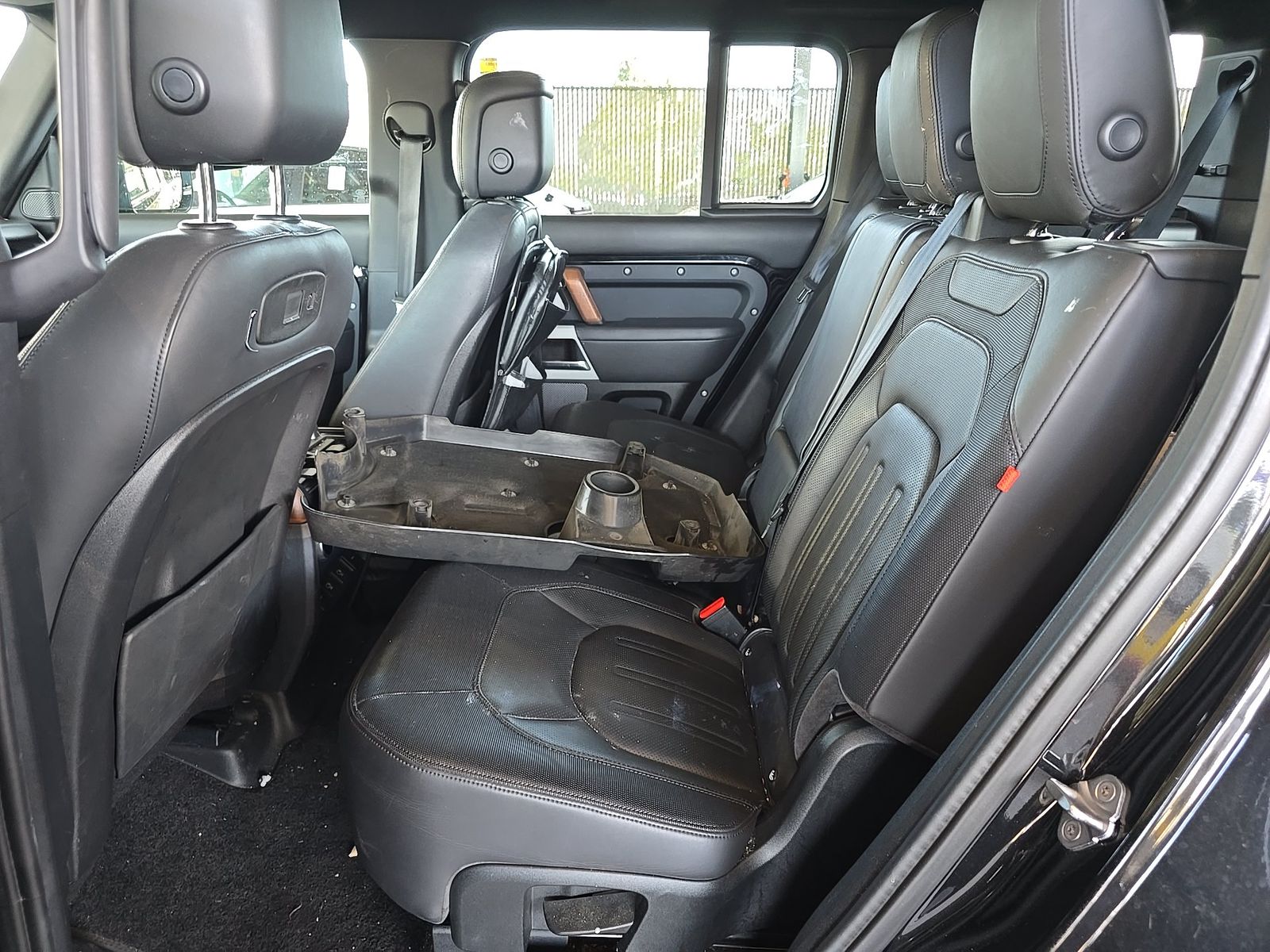 2021 Land Rover Defender 110 X-Dynamic HSE AWD