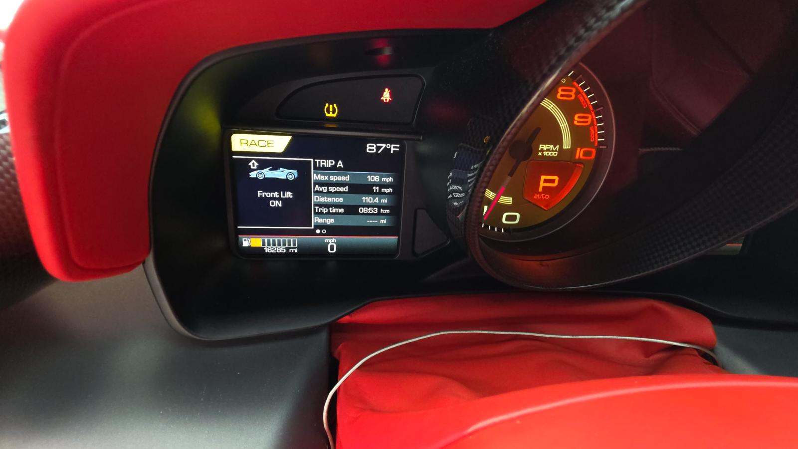 2022 Ferrari F8 Base RWD