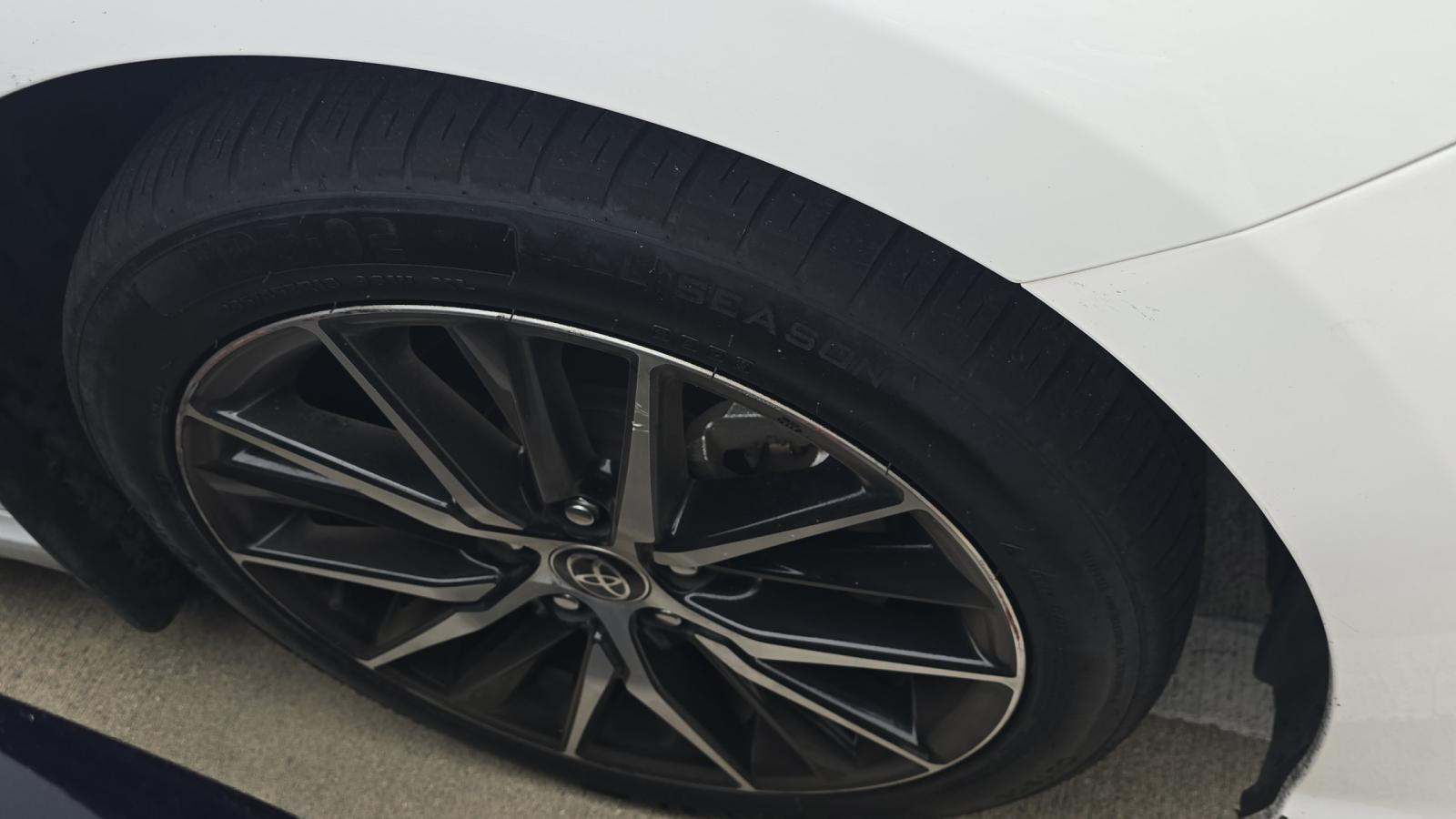 2024 Toyota Camry SE FWD