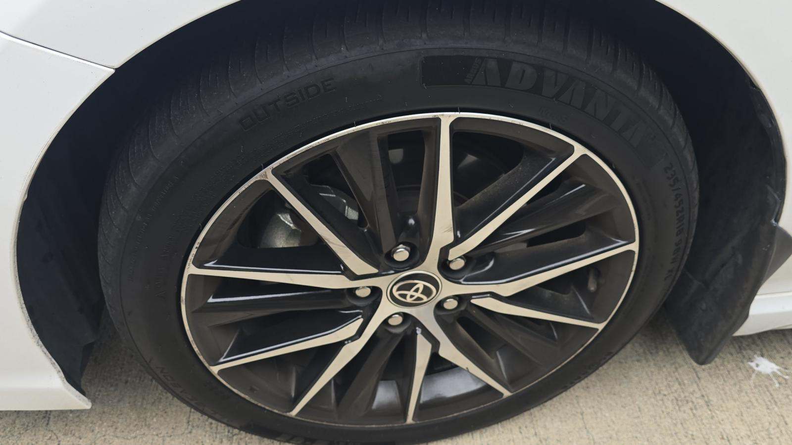 2024 Toyota Camry SE FWD