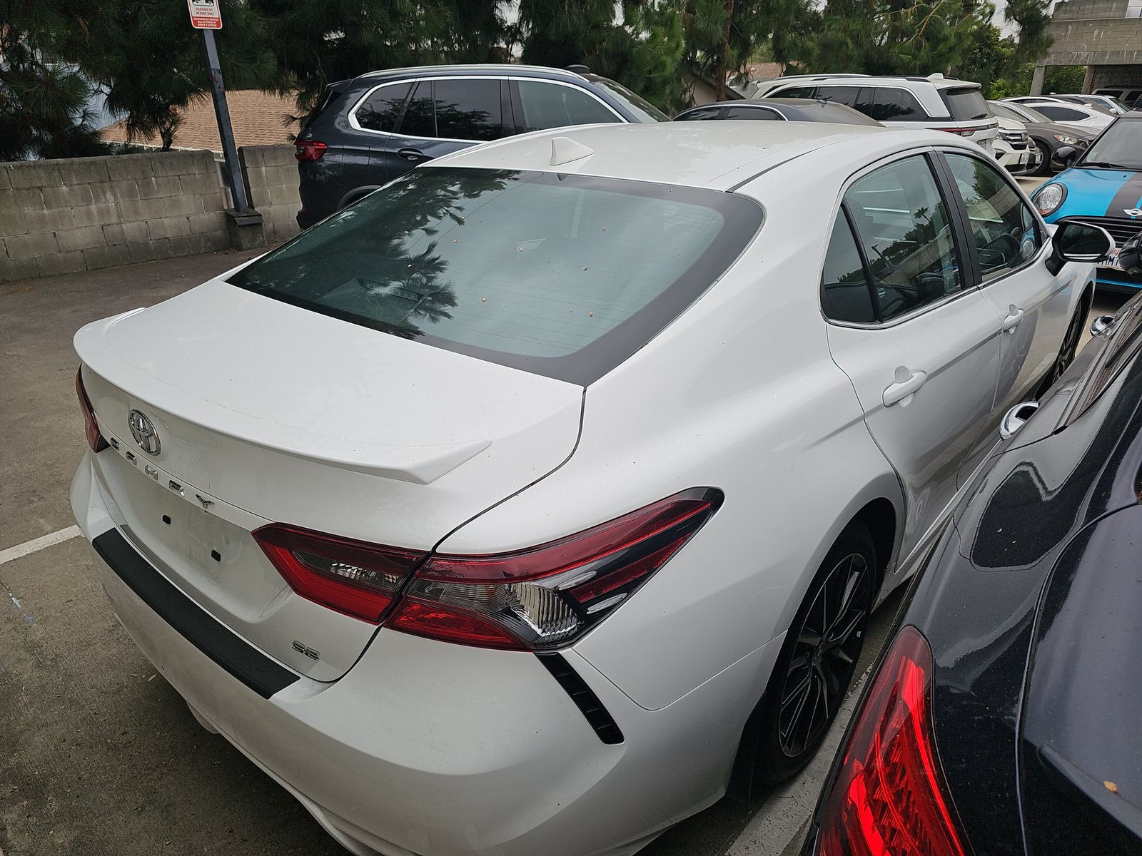 2024 Toyota Camry SE FWD