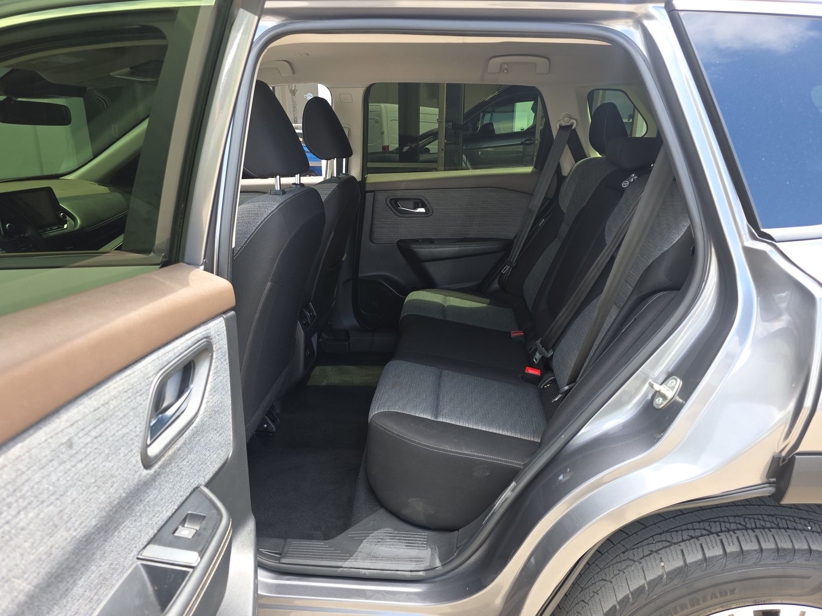 2023 Nissan Rogue SV FWD