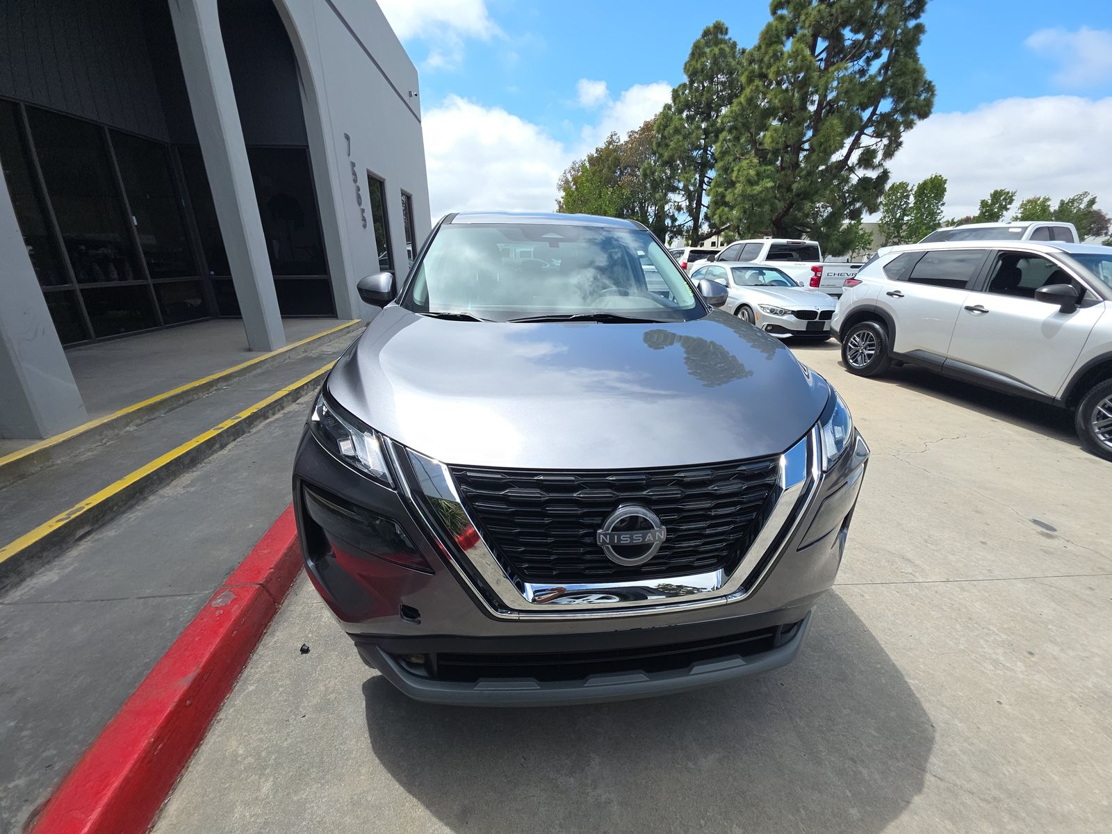 2023 Nissan Rogue SV FWD