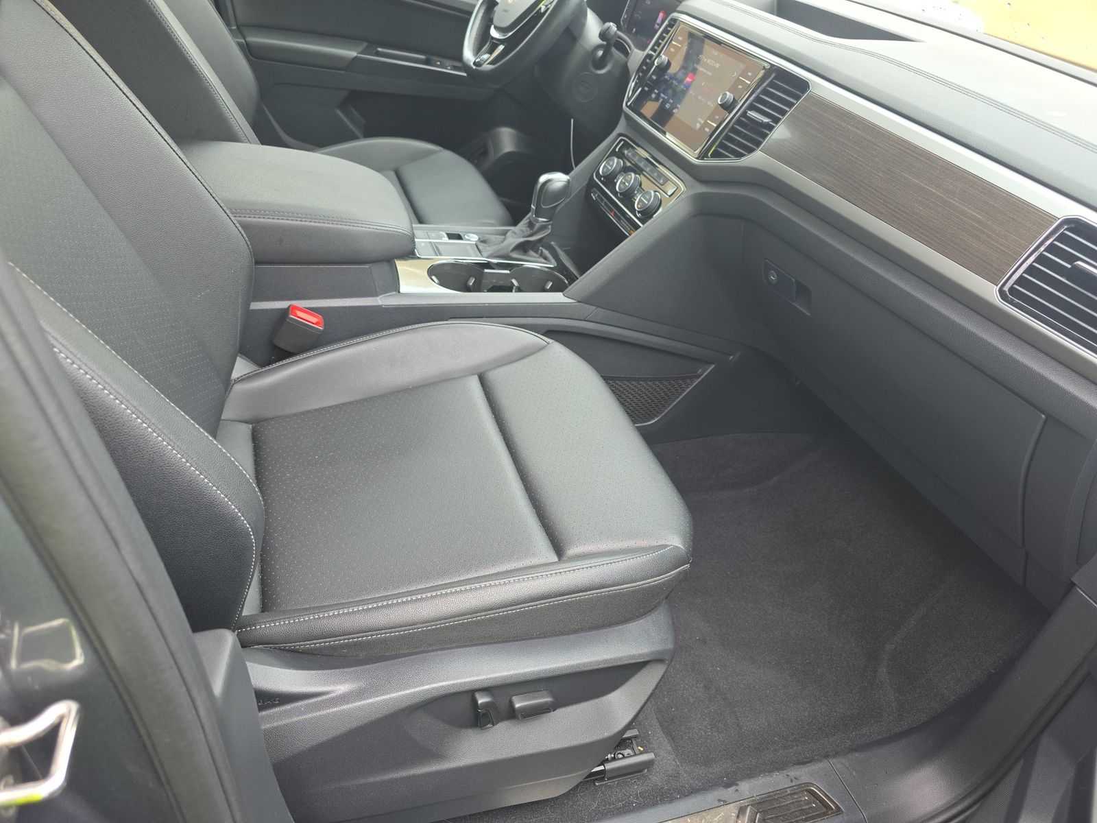 2019 Volkswagen Atlas 3.6L SEL R-Line FWD