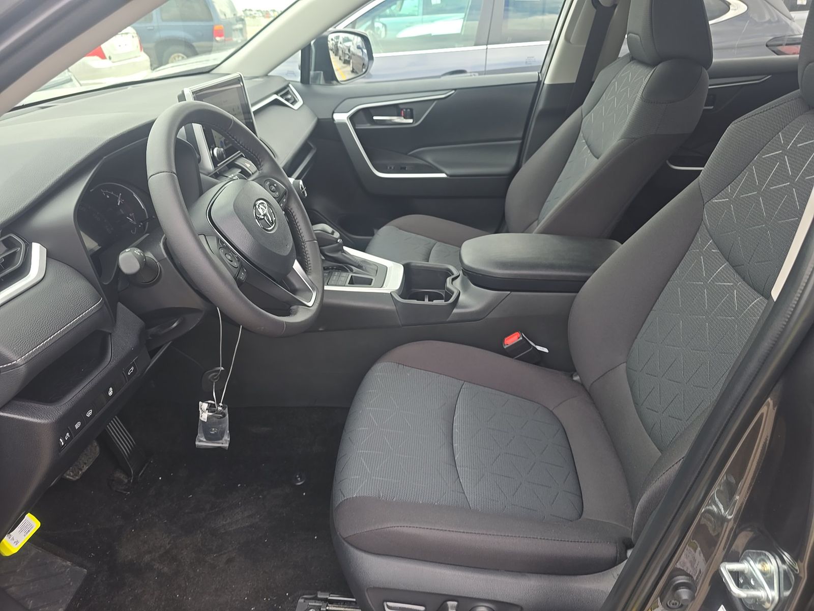 2025 Toyota RAV4 XLE AWD