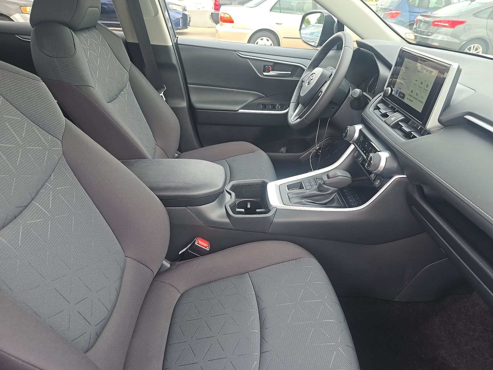 2025 Toyota RAV4 XLE AWD