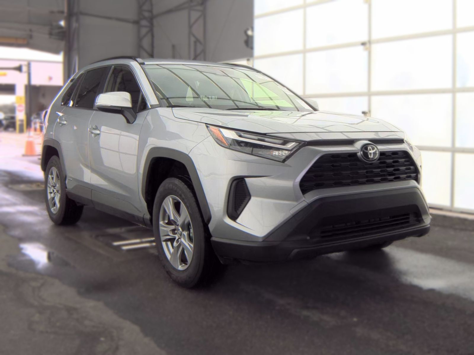 2025 Toyota RAV4 Hybrid LE AWD