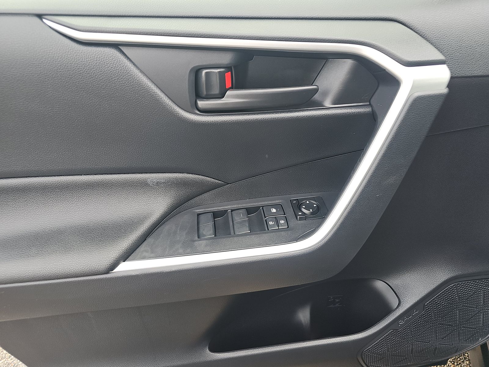 2025 Toyota RAV4 Hybrid LE AWD