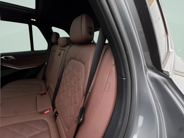 2025 BMW X5 xDrive40i AWD
