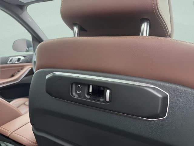 2025 BMW X5 xDrive40i AWD