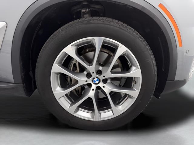2025 BMW X5 xDrive40i AWD