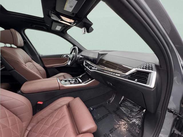 2025 BMW X5 xDrive40i AWD