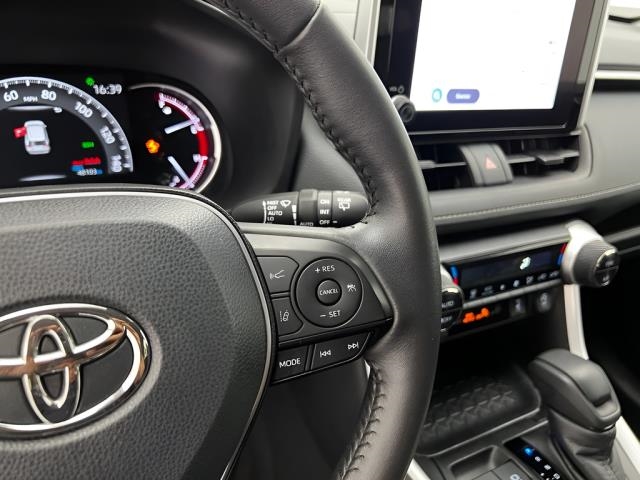 2024 Toyota RAV4 XLE AWD