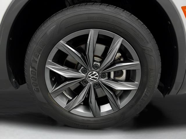 2023 Volkswagen Tiguan 2.0T SE FWD