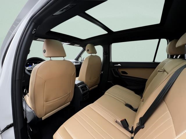 2023 Volkswagen Tiguan 2.0T SE FWD