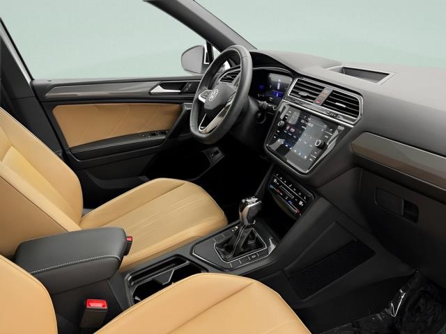 2023 Volkswagen Tiguan 2.0T SE FWD