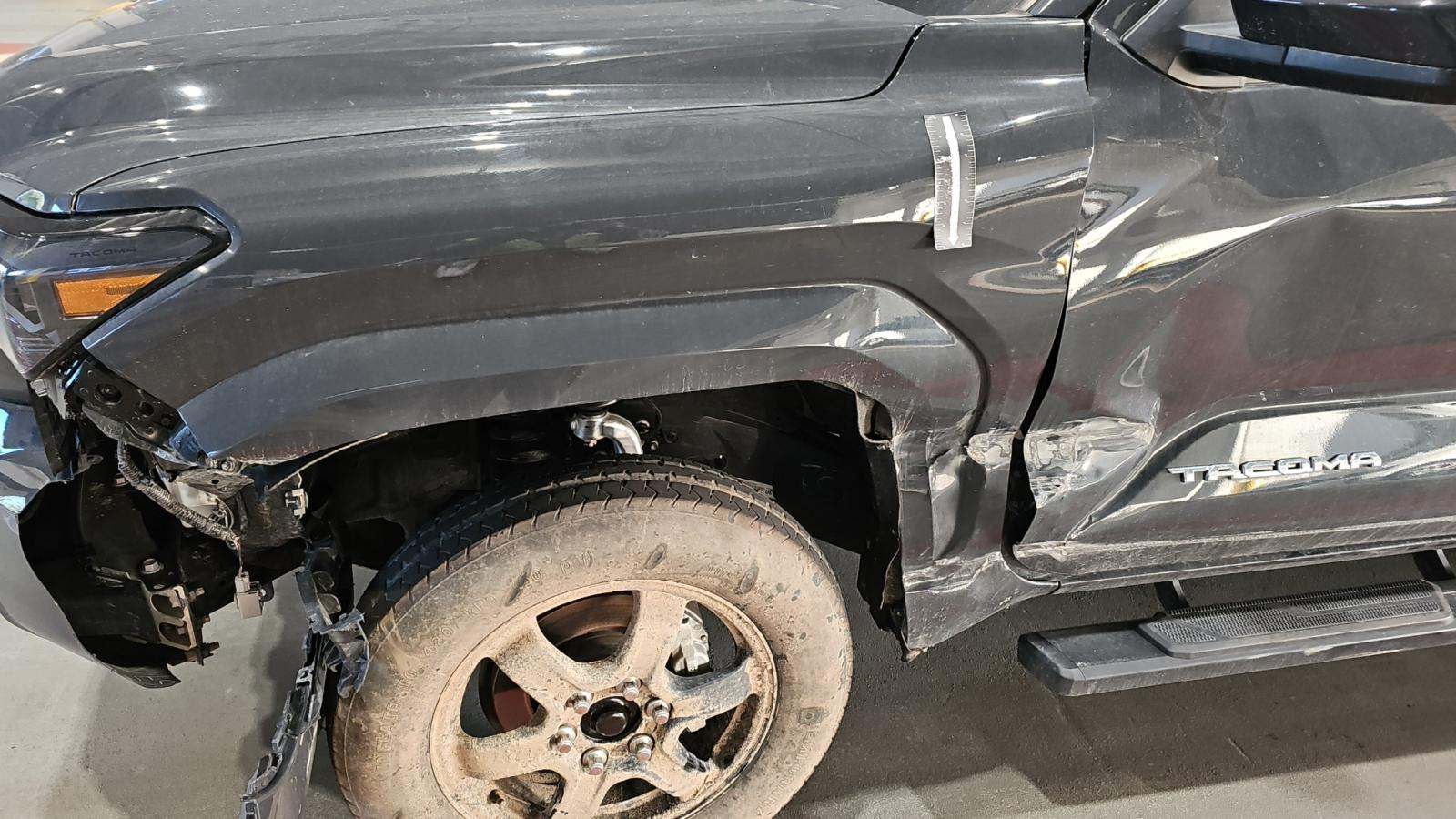 2025 Toyota Tacoma SR5 AWD