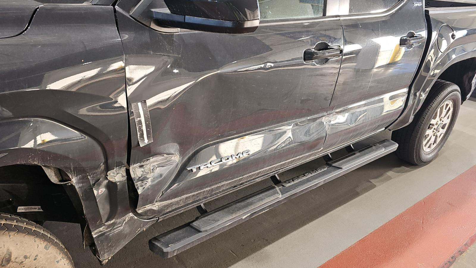 2025 Toyota Tacoma SR5 AWD