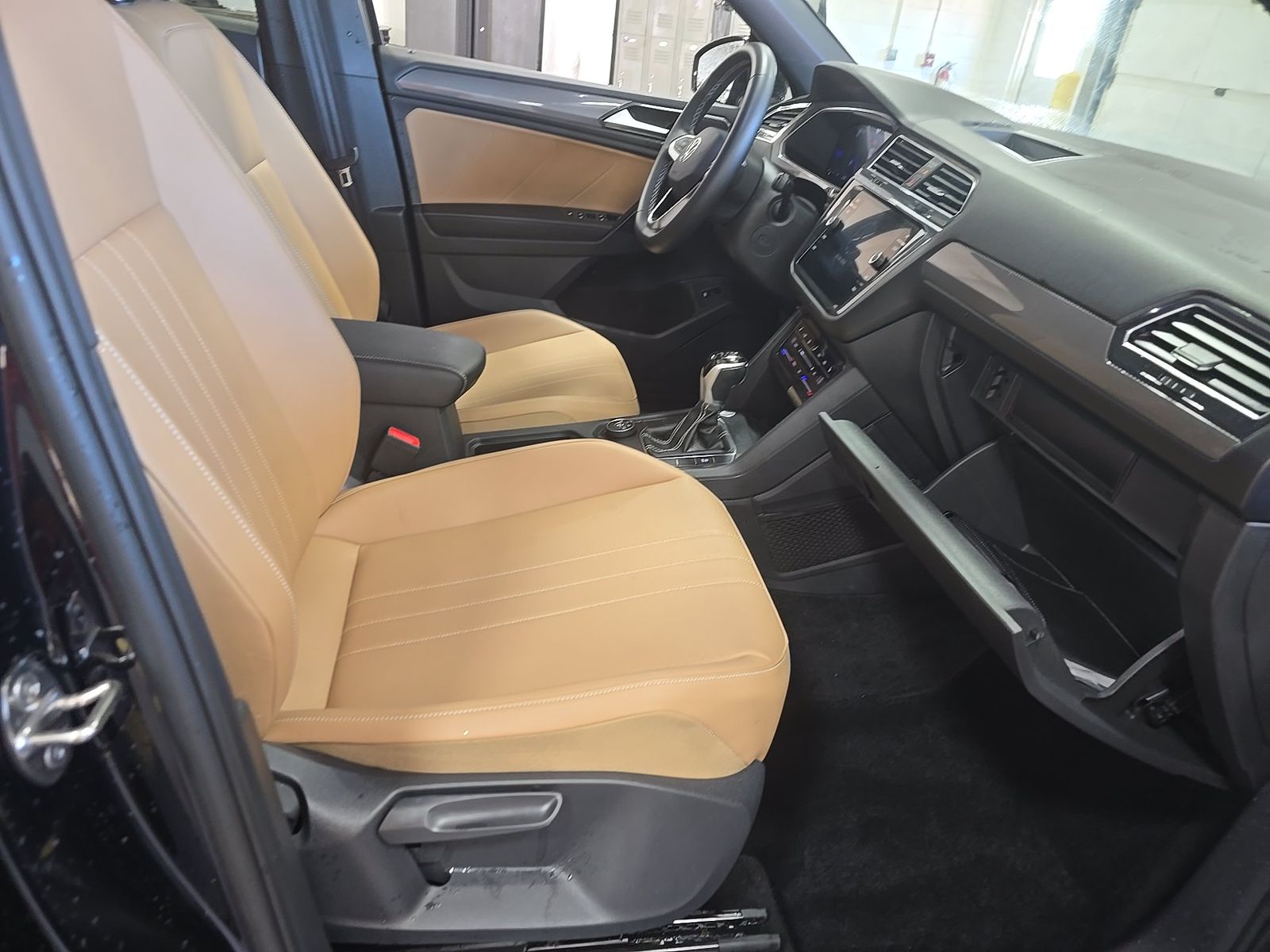 2023 Volkswagen Tiguan 2.0T SE AWD