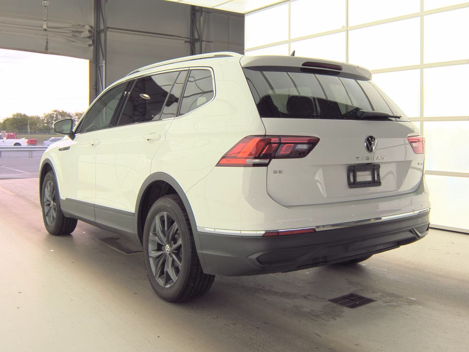2022 Volkswagen Tiguan 2.0T SE AWD