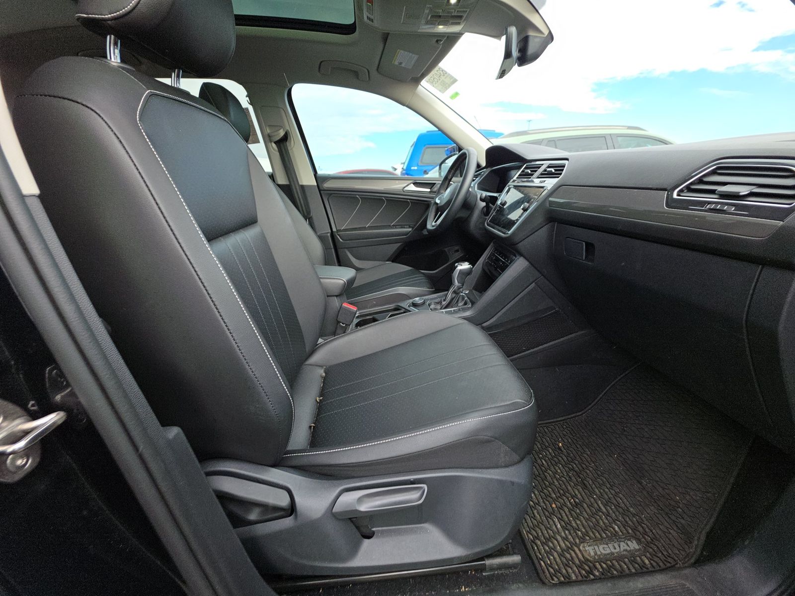 2022 Volkswagen Tiguan 2.0T SE AWD
