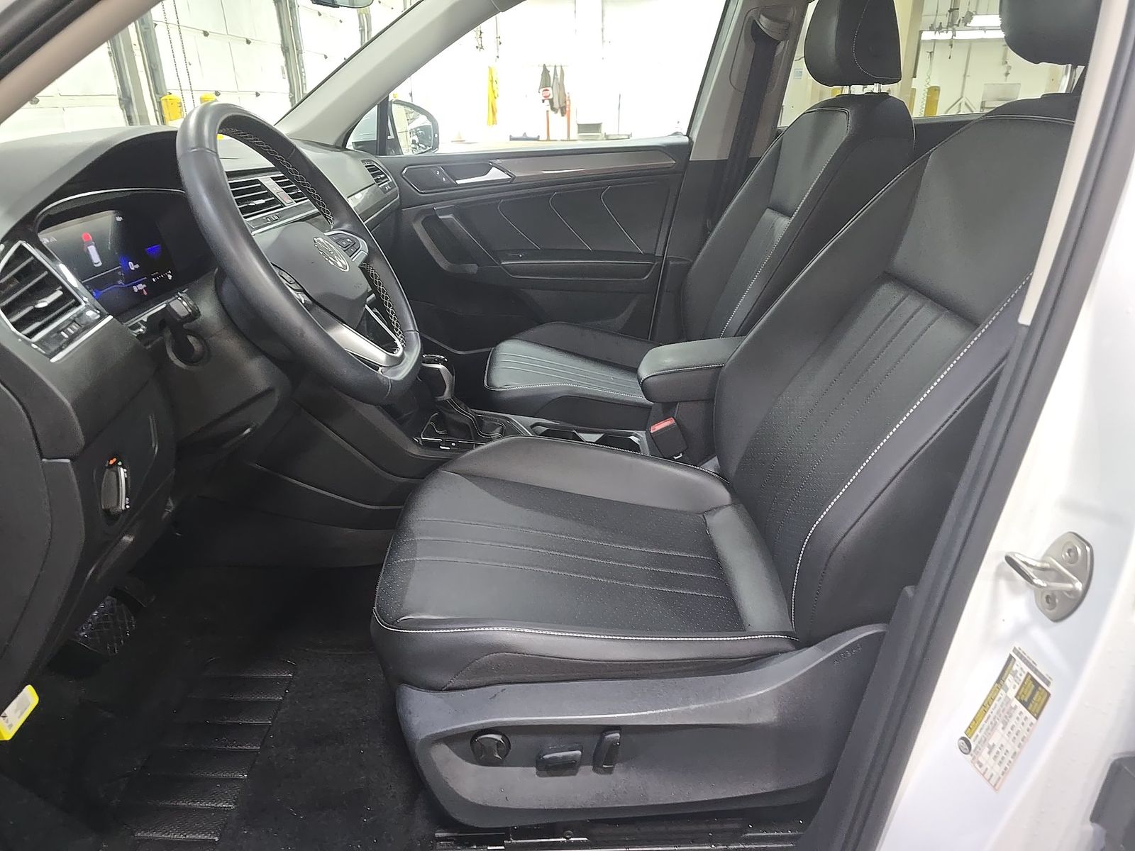2022 Volkswagen Tiguan 2.0T SE AWD