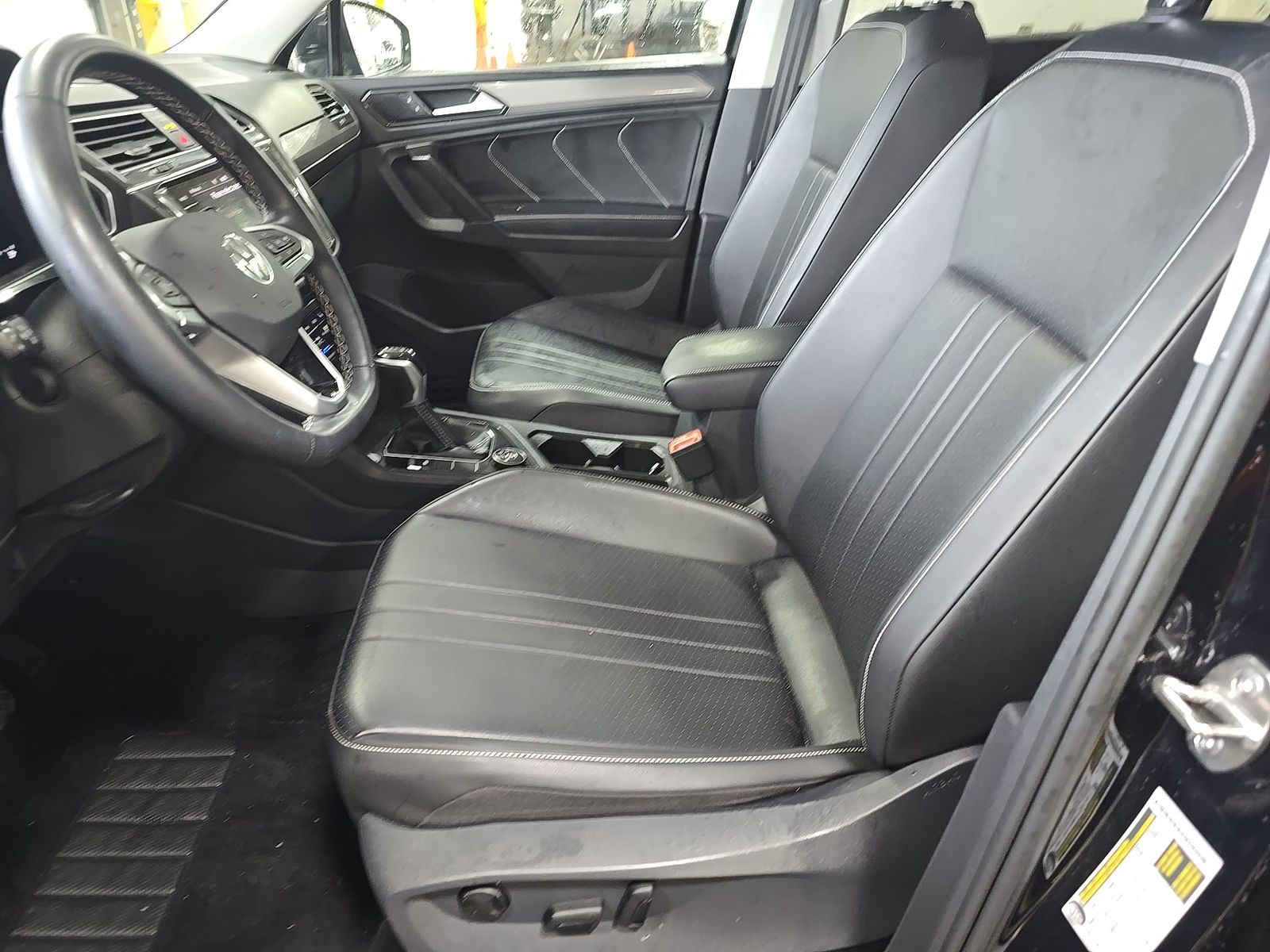 2022 Volkswagen Tiguan 2.0T SE AWD