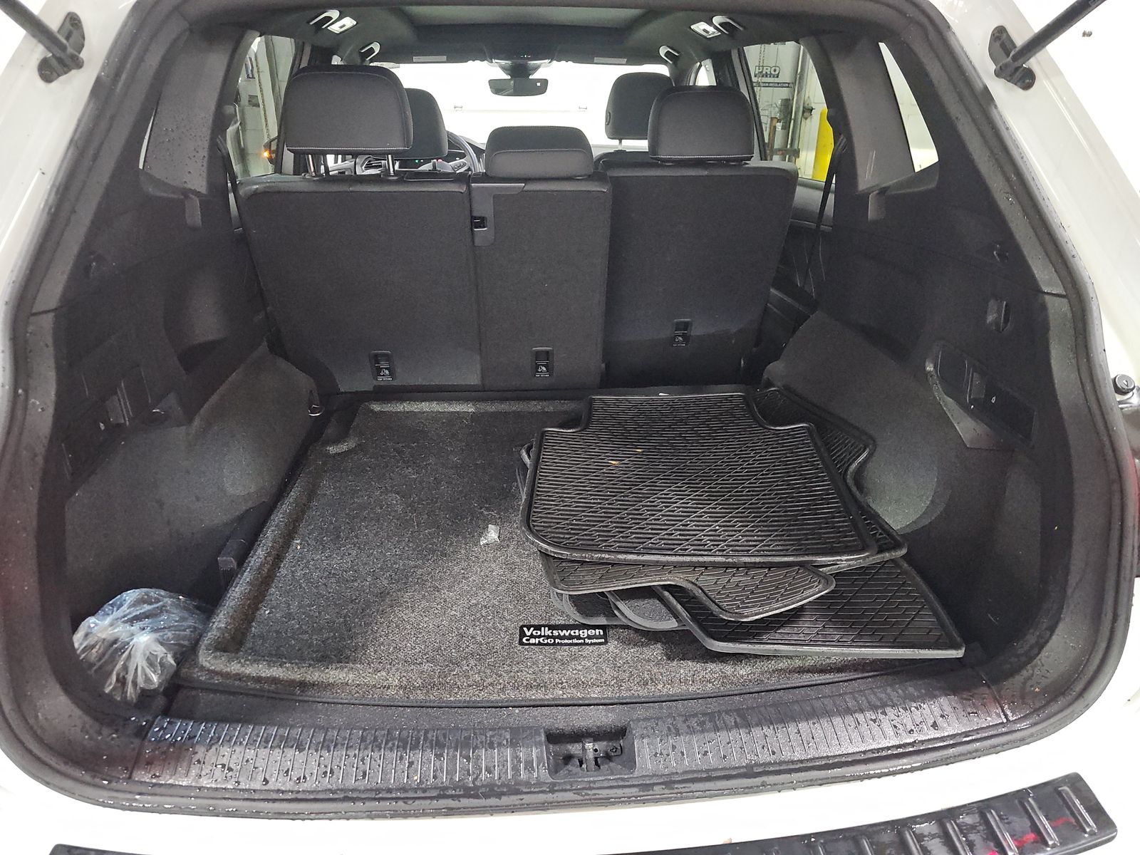2023 Volkswagen Tiguan 2.0T SE R-Line Black AWD