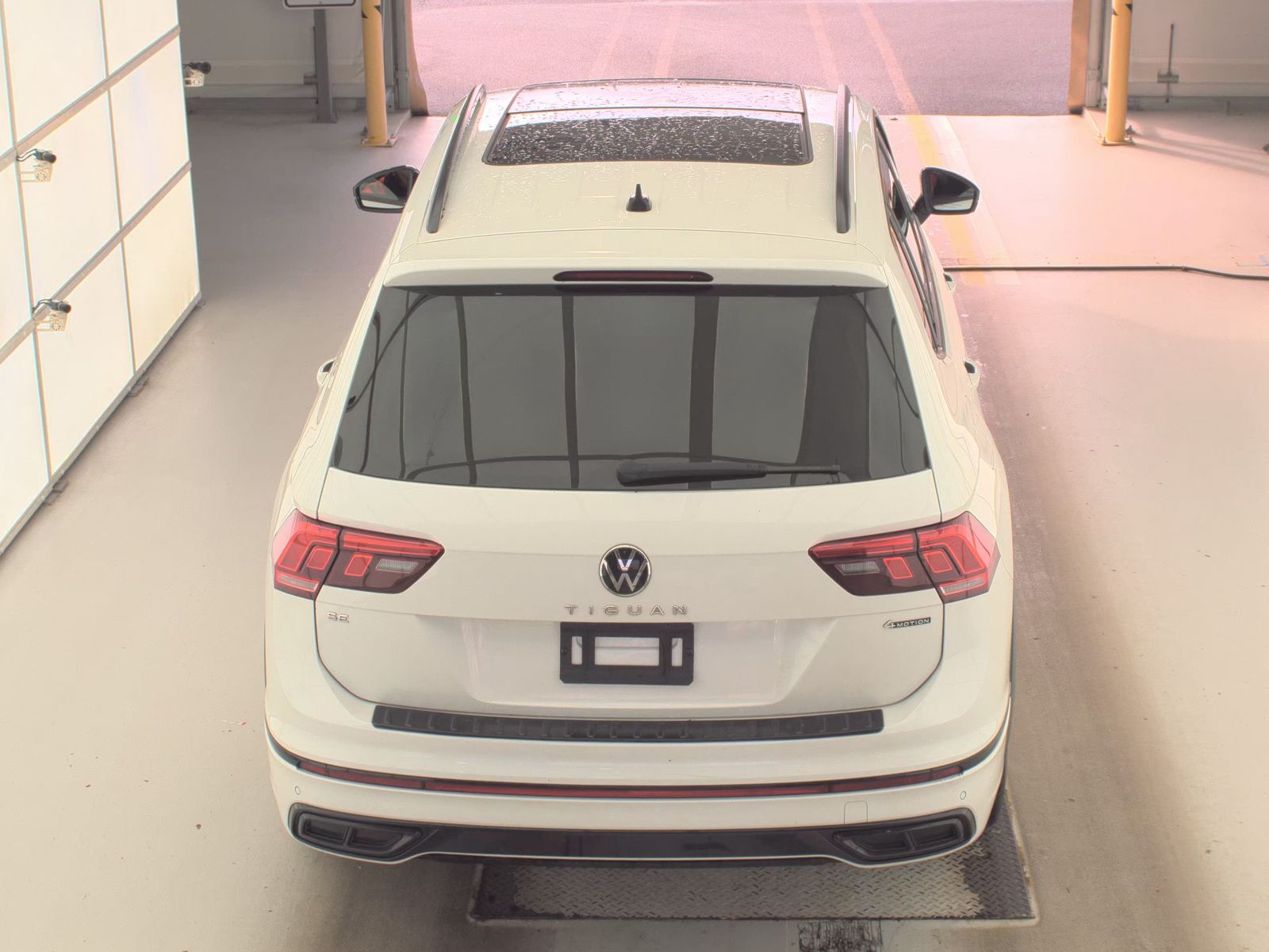 2023 Volkswagen Tiguan 2.0T SE R-Line Black AWD