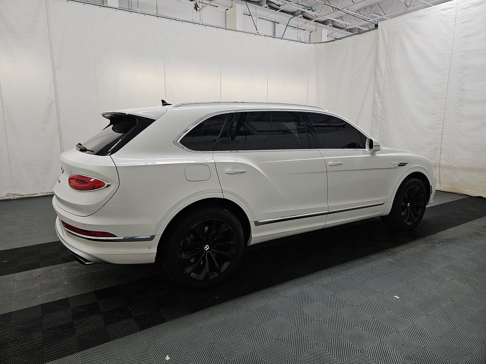2023 Bentley Bentayga EWB Base AWD