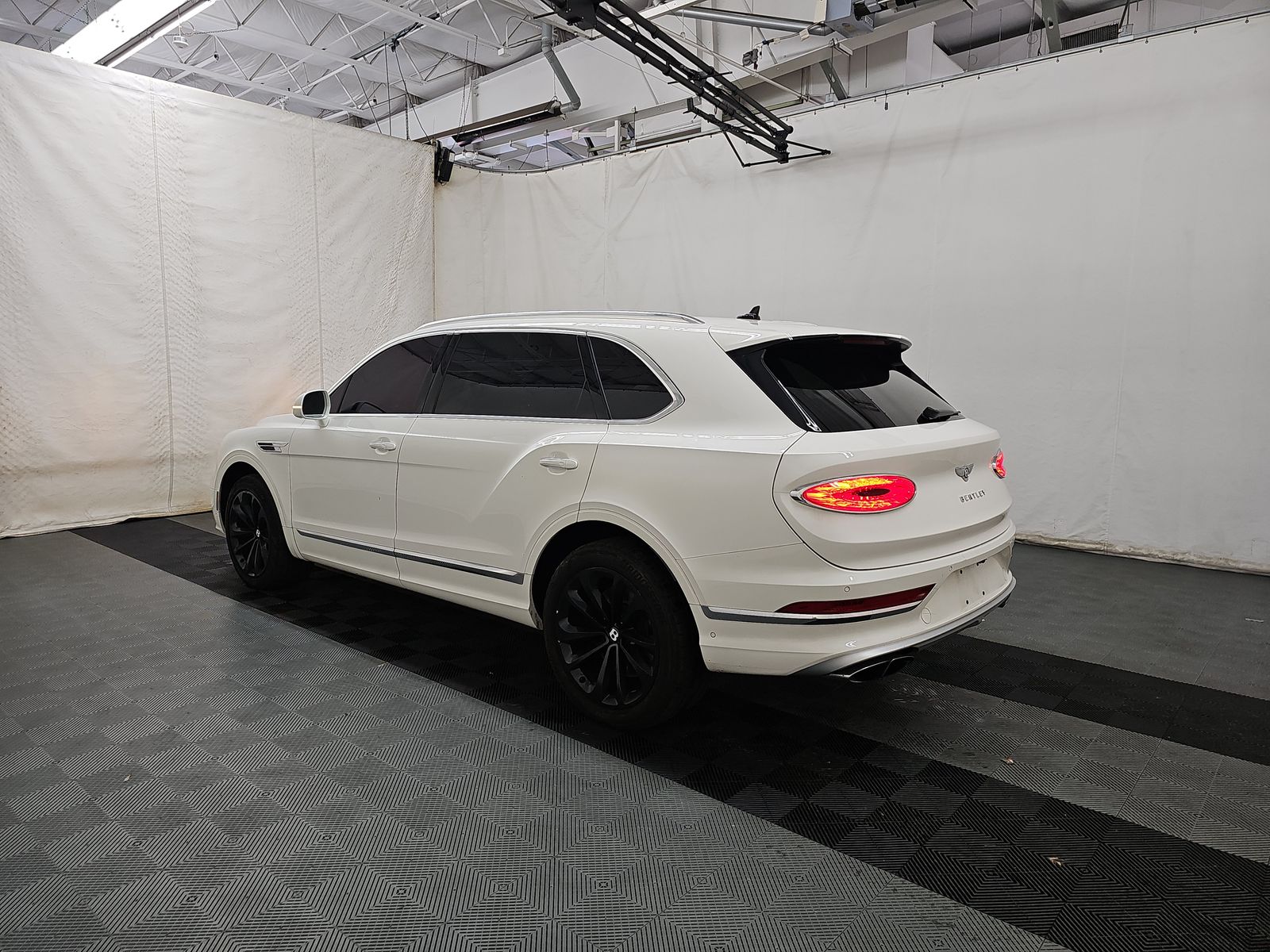 2023 Bentley Bentayga EWB Base AWD