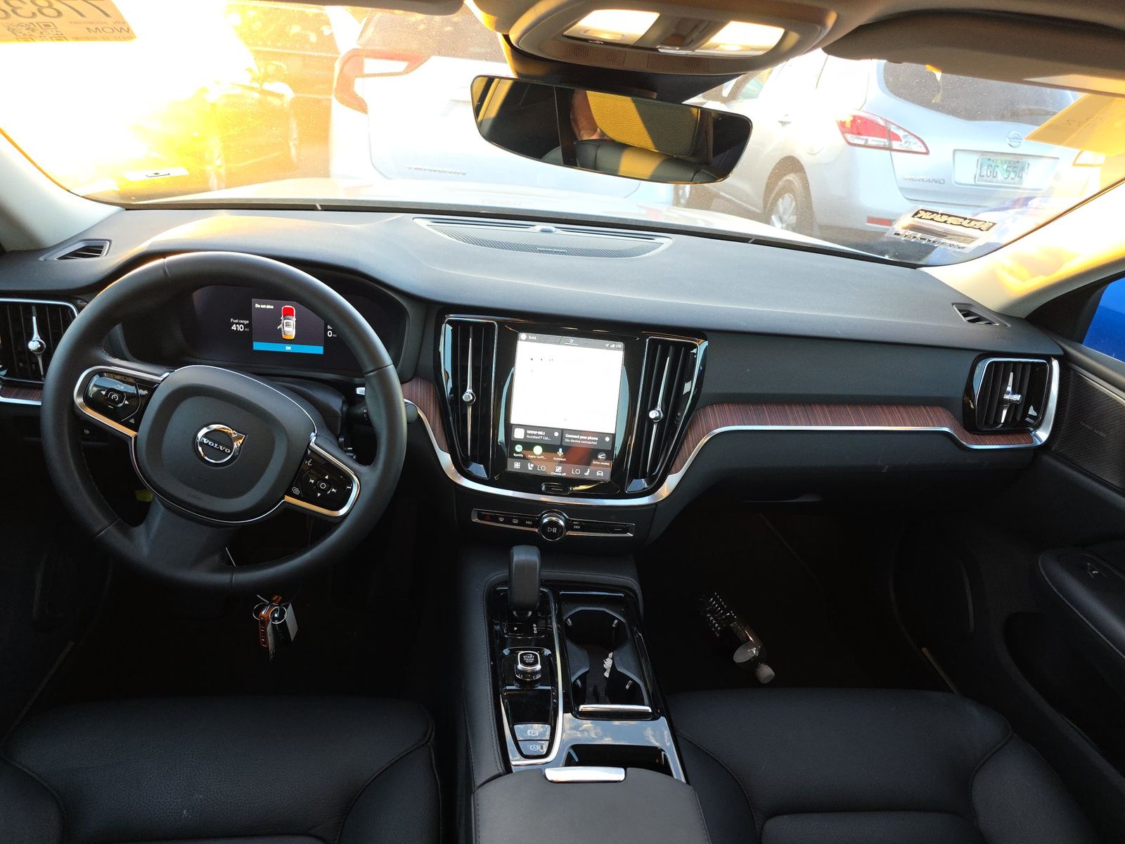 2025 Volvo S60 Plug-In Hybrid T8 Plus AWD