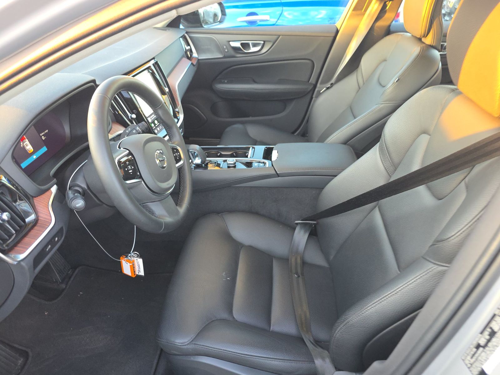 2025 Volvo S60 Plug-In Hybrid T8 Plus AWD