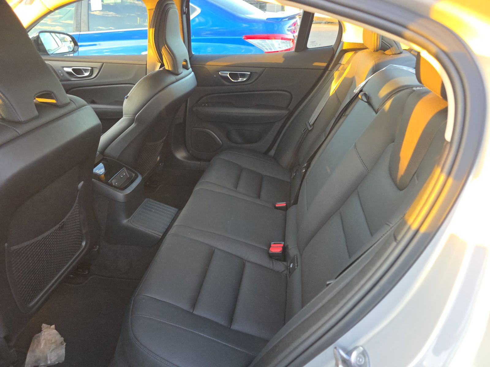 2025 Volvo S60 Plug-In Hybrid T8 Plus AWD